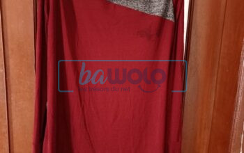 Blouse rouge/grise taille XL